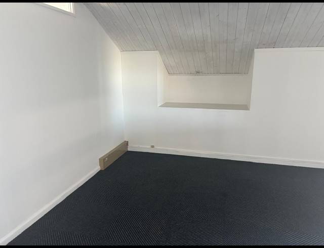 189M² OFFICE TO LET IN TYGER VALLEY